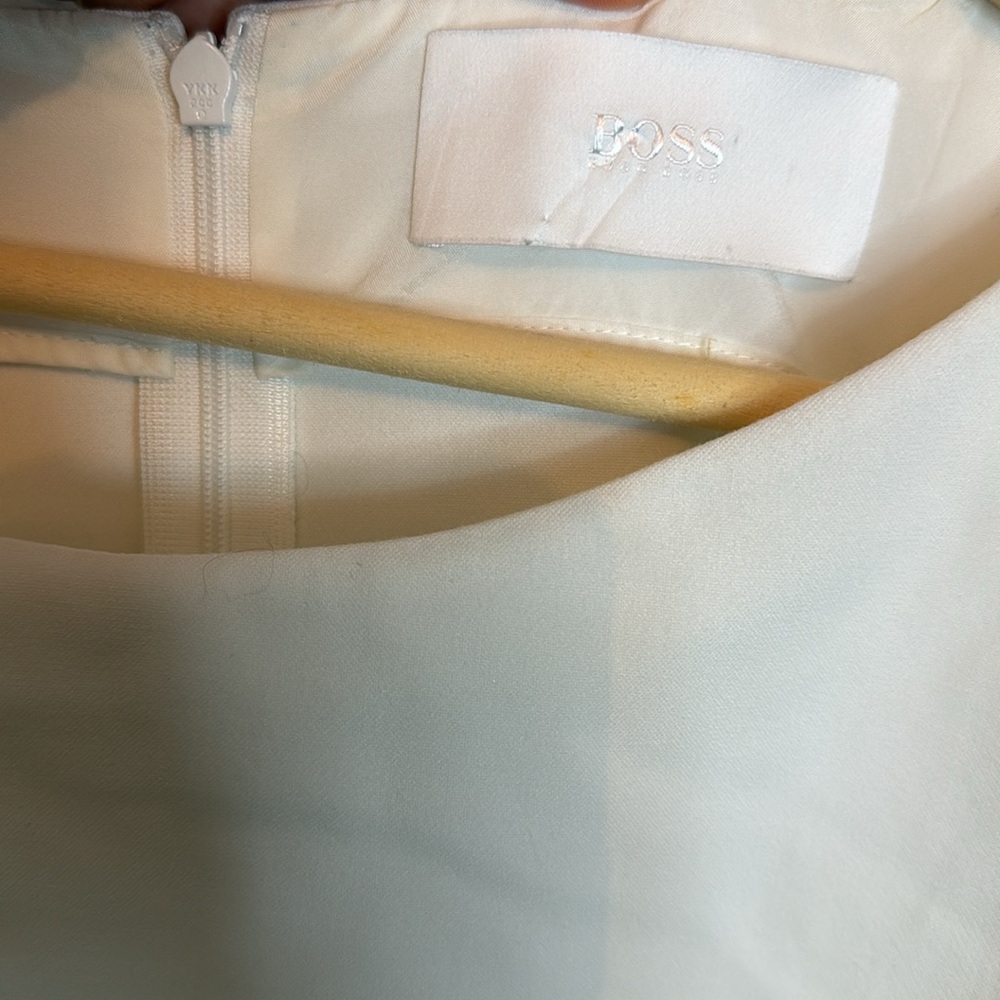 Hugo Boss Elegant White Sleeveless Slit Dress Size US 8P - Picture 2 of 7